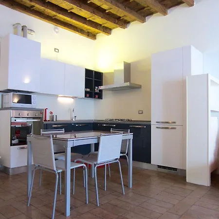 Temporary House - Navigli 아파트 *