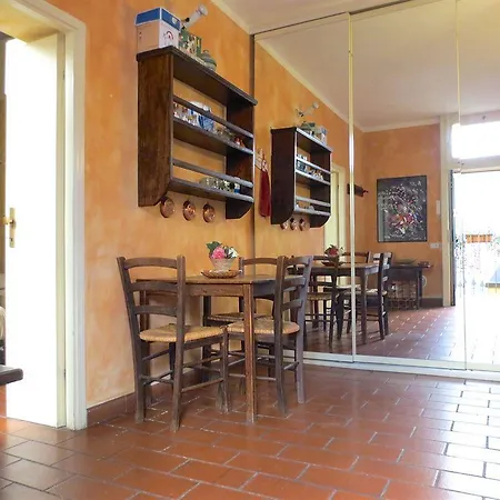 아파트 Temporary House - Navigli *